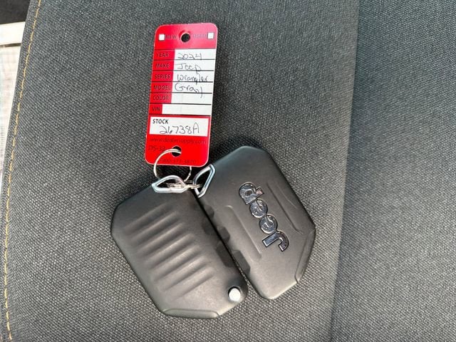2024 Jeep Wrangler 4-Door Sport 4x4