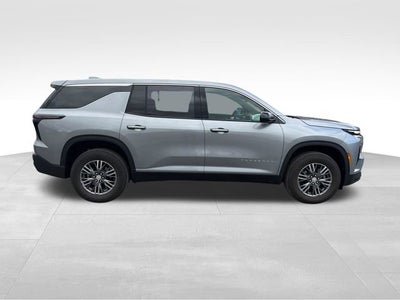 2024 Chevrolet Traverse LS