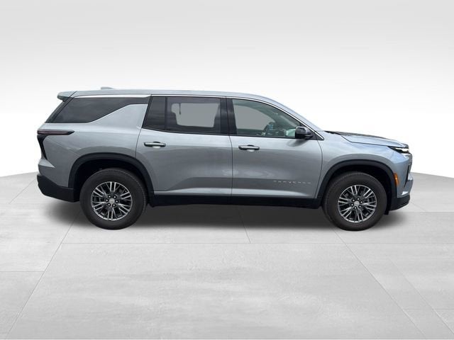 2024 Chevrolet Traverse LS