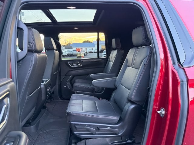2023 Chevrolet Suburban RST