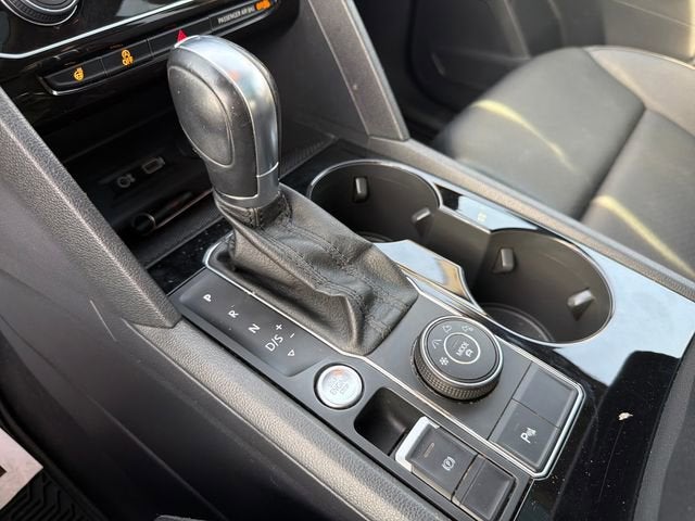 2019 Volkswagen Atlas 3.6L V6 SEL R-Line