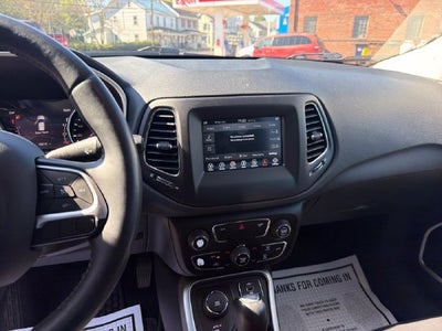2019 Jeep Brújula Latitude 4x4