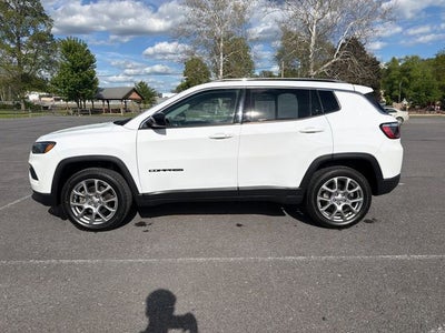 2022 Jeep Compass Latitude Lux 4x4