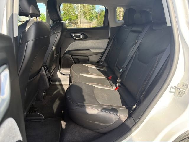 2022 Jeep Compass Latitude Lux 4x4