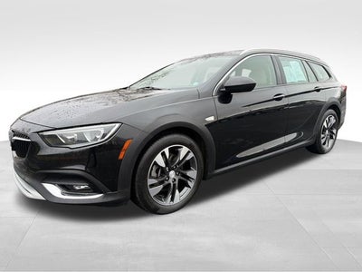 2019 Buick Regal TourX Essence