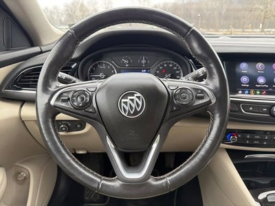 2019 Buick Regal TourX Essence