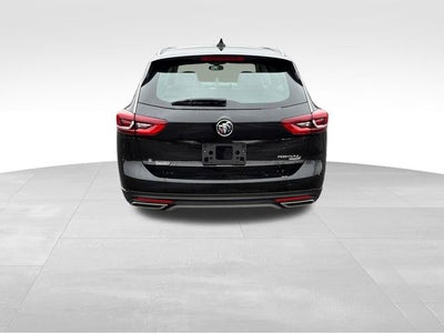 2019 Buick Regal TourX Essence